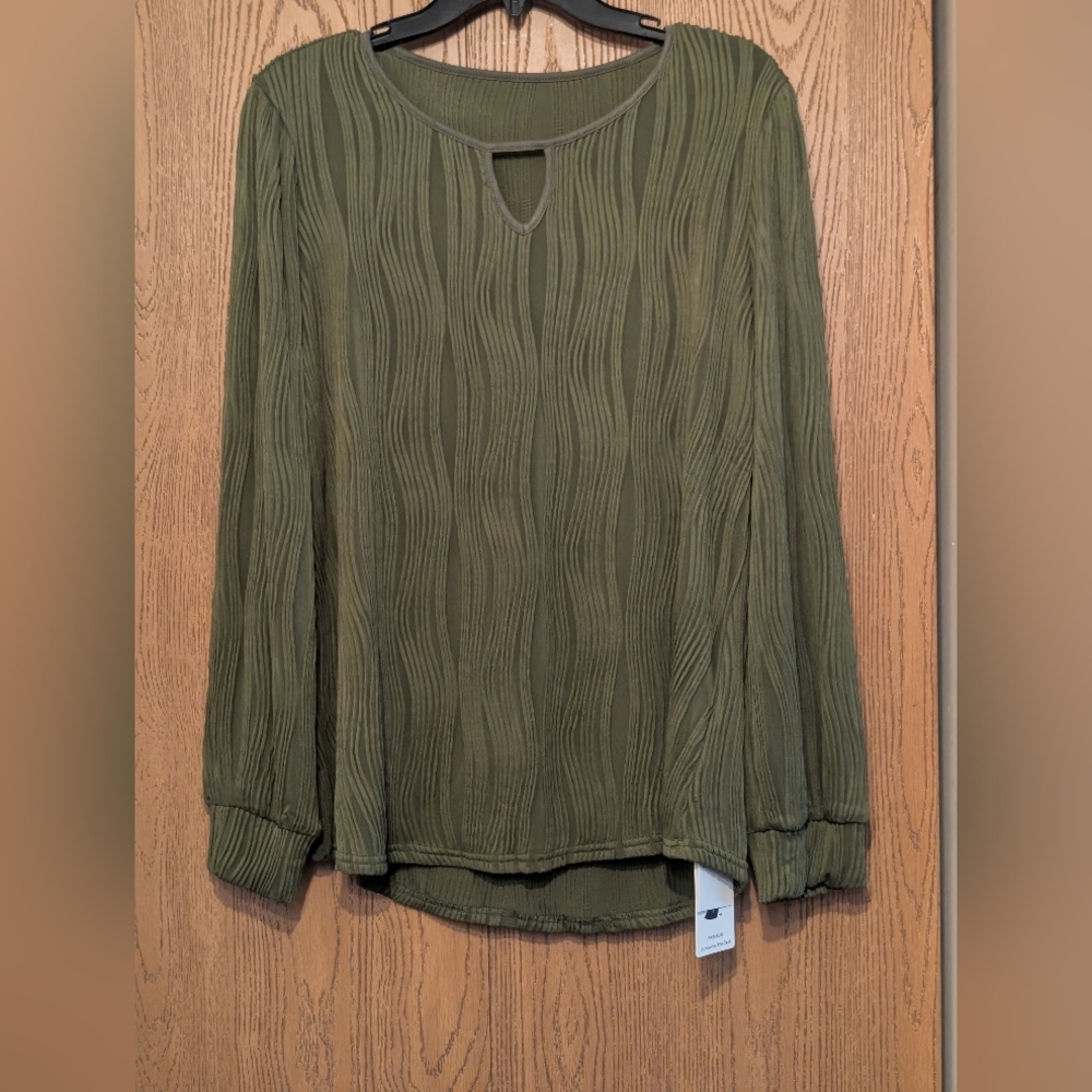 Chic Olive Blouse with Texture And V-neck Key Hole Design